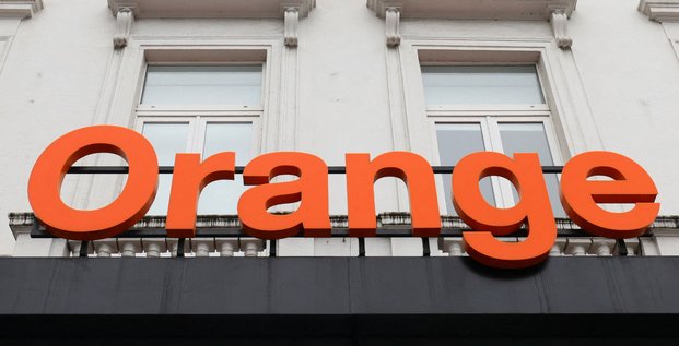 Une agence orange