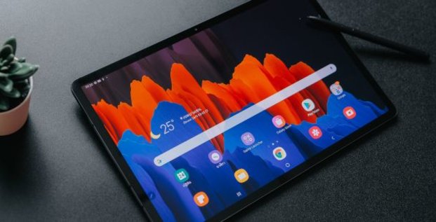 Tablette Apple vs tablette Samsung : quelle marque choisir ?