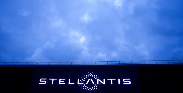 Photo du logo de stellantis