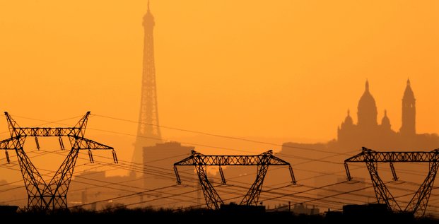 France, électricité, lignes à haute tension, énergie, pylones, tour Eiffel, sacré-coeur, EDF,