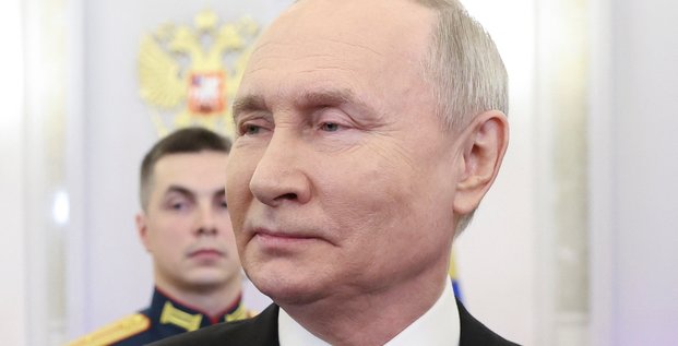 Le president russe poutine assiste a une ceremonie de remise de prix a moscou