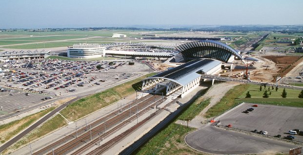 Gare de Lyon-Saint-Exupéry