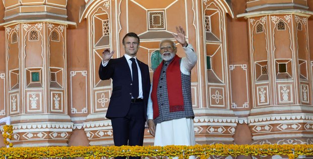 Le premier ministre indien narendra modi et le president francais emmanuel macron