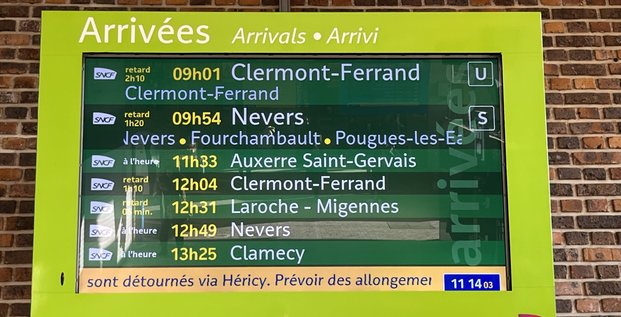 Les usagers, excédés par les nombreux retards et annulations sur l aligneClermont-Paris, attendent un plan d'urgence de la part de la SNCF.