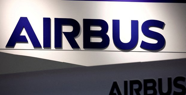 Photo d'archives du logo d'airbus