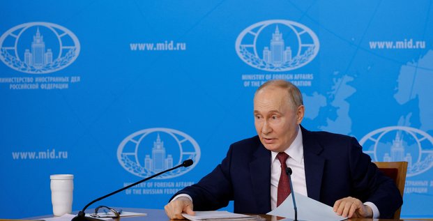 Le president russe vladimir poutine lors d'une reunion a moscou