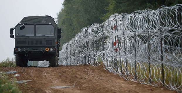 La pologne dit craindre un incident majeur a la frontiere bielorusse