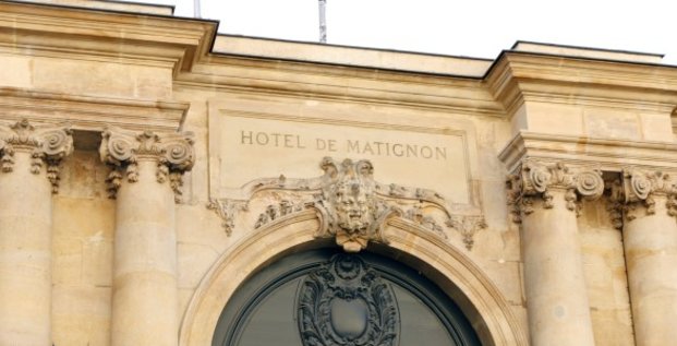 Une enveloppe de poudre envoyee a matignon