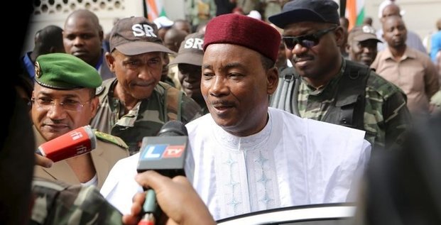 Mahamadou issoufou reelu president avec 92,5% des voix au nigeria