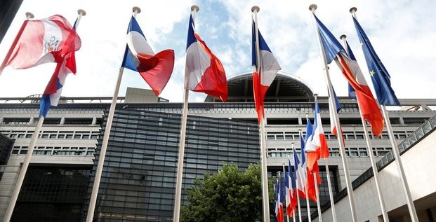 Bercy evalue a 10 milliards d'euros la fin de la taxe sur les dividendes