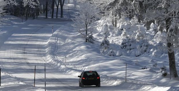 France: circulation perturbee par la neige dans le sud-est