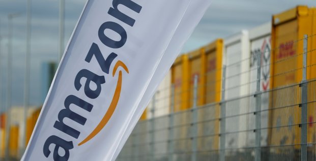 Amazon publie un benefice record, le titre grimpe