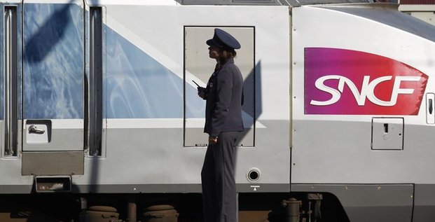 LE GOUVERNEMENT VA RÉUNIFIER LA SNCF ET RFF