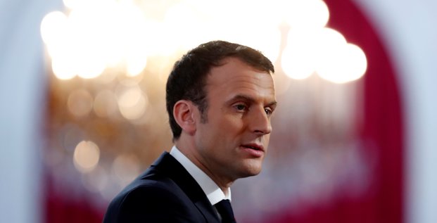 Macron chute de six points dans le barometre ifop