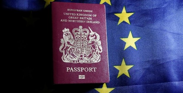Les futurs passeports britanniques fabriques en france par gemalto