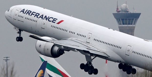 Air france prevoit d'assurer 75% de ses vols mardi
