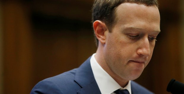 Zuckerberg dit que ses propres donnees facebook ont ete detournees