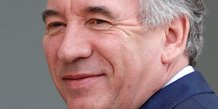 France: vers la mise en examen de bayrou, sarnez et goulard, rapporte le monde