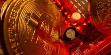Le bitcoin poursuit sa chute