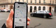 France: un deal entre uber et macron, alors a bercy, sur la licence vtc, selon le monde
