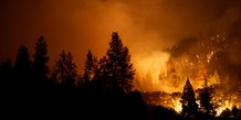Un incendie entraine des evacuations dans le nord de la californie