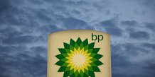 Bp affiche un benefice de 8,45 milliards de dollars au 2e trimestre et augmente son dividende