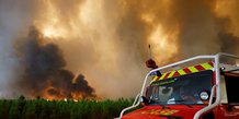 France: l'incendie en gironde continue de progresser, borne et darmanin attendus sur place