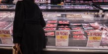 supermarché, rayon viande, promo, alimentation, carnée, durable, transition alimentaire, écologie