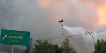 incendie grèce 12 août 2024 - Varympompi banlieue d'Athènes