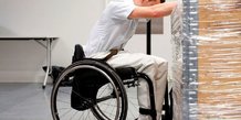 Le gouvernement renonce a une reforme sur l'epargne des handicapes